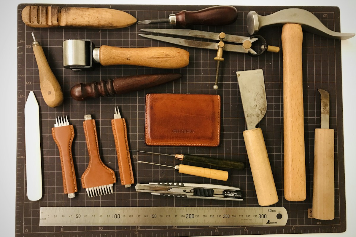 Nghề thủ công da và savoir-faire trong chiến lược Hermès