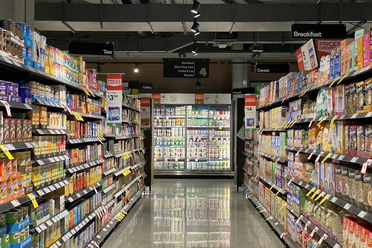 Kênh bán lẻ hiện đại trong chiến lược phân phối Yakult